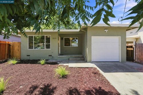 215 W 12th St, Pittsburg, CA, 94565-2462 | Card Image