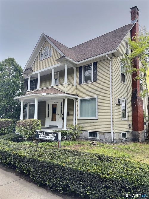 83 Meadow St, Naugatuck, CT, 06770-4040 | Card Image
