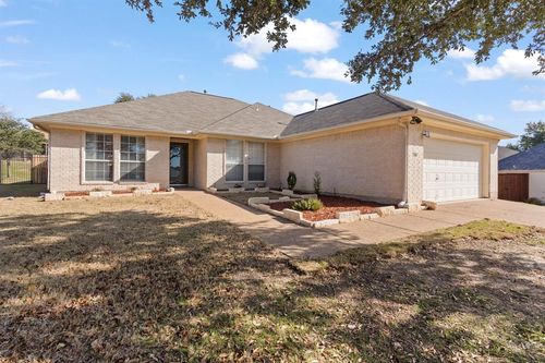 7501 Ranch Court, Benbrook, TX, 76126 | Card Image