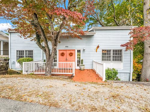 486 Oxford Rd, Lake Junaluska, NC, 28745-8753 | Card Image