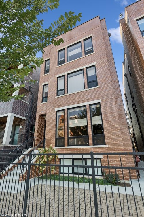 1-1545 W Diversey Pkwy, Chicago, IL, 60614-1125 | Card Image