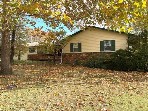 1400 N 9th St, Independence, KS, 67301-2255 | Card Image