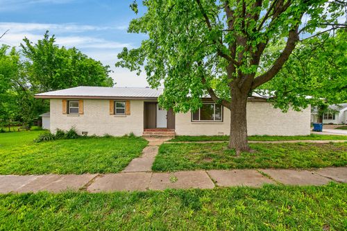 203 W Madison Street, Buffalo, MO, 65622 | Card Image