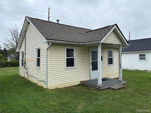 108 W Brooklyn Ave, Pontiac, MI, 48340-1122 | Card Image