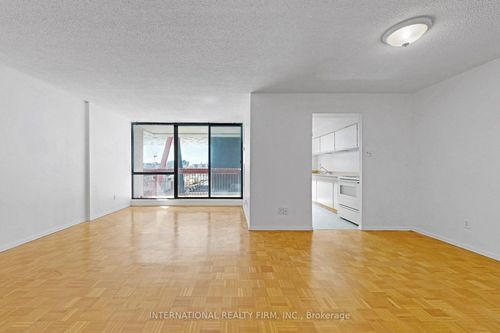 715-89 Mccaul St, Toronto, ON, M5T2X3 | Card Image