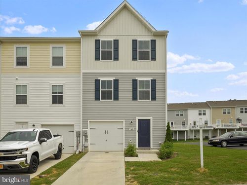 145 Perdiz Rd, HEDGESVILLE, WV, 25427-6558 | Card Image