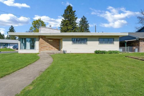 4024 W Northwest Blvd, Spokane, WA, 99205-1806 | Card Image