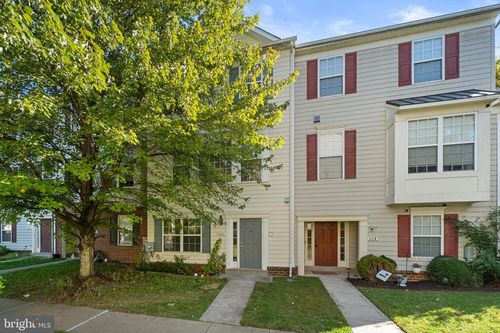 111 Cavenrock Ct, FREDERICK, MD, 21702-5118 | Card Image