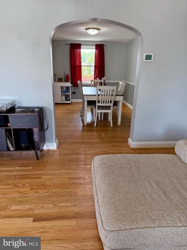 5624 Braxfield Rd, Townhouse with 3 bedrooms, 1 bathrooms and null parking in HALETHORPE MD | Image 9