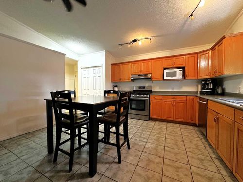 4624 51 St, Rycroft, AB, T0H3A0 | Card Image