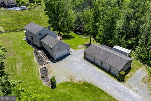 21 Speedwell Forge Rd, LITITZ, PA, 17543-9543 | Card Image
