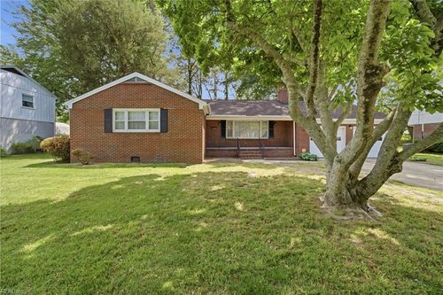 120 Stonehurst Road, Hampton, VA, 23669 | Card Image