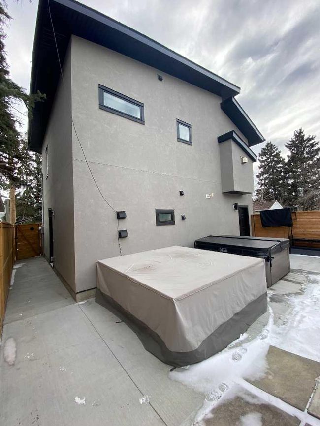 445 23 Avenue Ne, Home with 3 bedrooms, 2 bathrooms and 4 parking in Calgary AB | Image 21