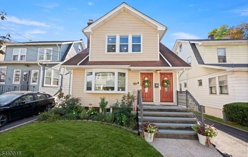 74 Hughes St, Maplewood, NJ, 07040-3304 | Card Image