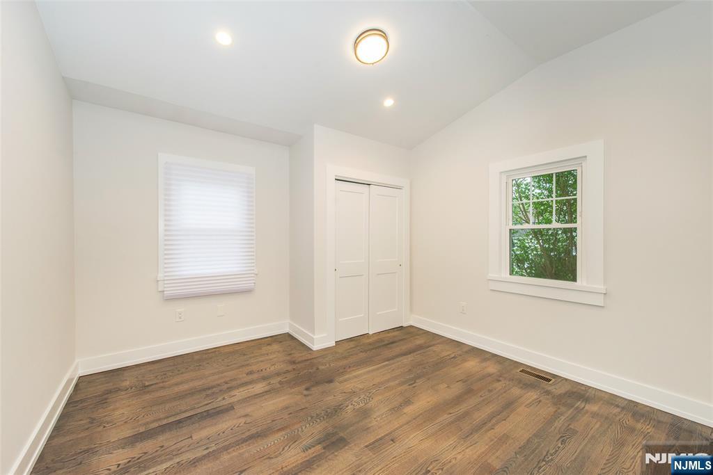 Residential Income in Maplewood 4