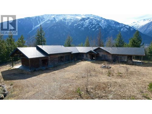 2712 Egan Road, Bella Coola, BC, V0T1H0 | Card Image