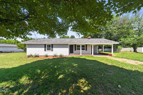 2043 Cooper Branch Rd, Clayton, NC, 27520-9011 | Card Image
