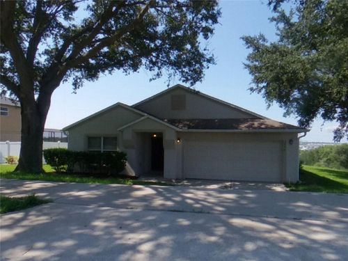 2046 Knollcrest Dr, CLERMONT, FL, 34711-5114 | Card Image