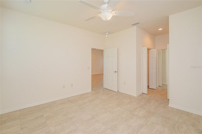 Primary Bedroom | Image 13