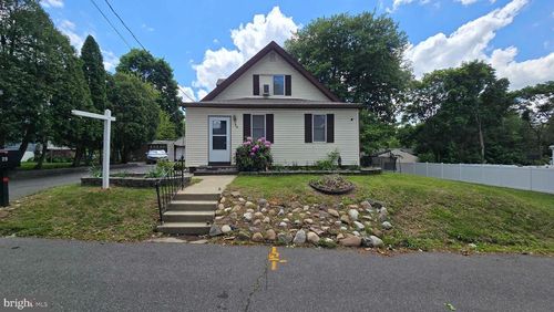 29 Mabel St, Ewing, NJ, 08638-2311 | Card Image
