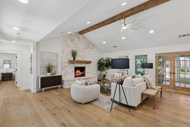 140 Cedarcrest Ln, House other with 4 bedrooms, 3 bathrooms and null parking in Double Oak TX | Image 24