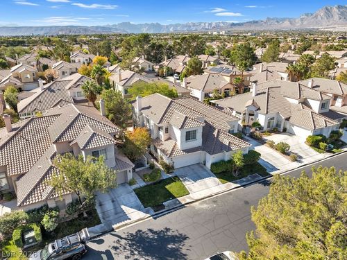 9201 Eagle Ridge Dr, Las Vegas, NV, 89134-6340 | Card Image