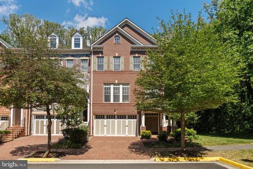 6726 Darrells Grant Pl, FALLS CHURCH, VA, 22043-3070 | Card Image