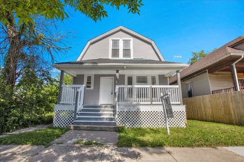 7829 S Escanaba Ave, Chicago, IL, 60649-5201 | Card Image