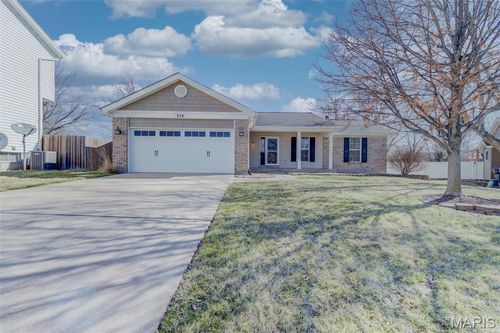 310 Harper Ct, Saint Peters, MO, 63376-7590 | Card Image