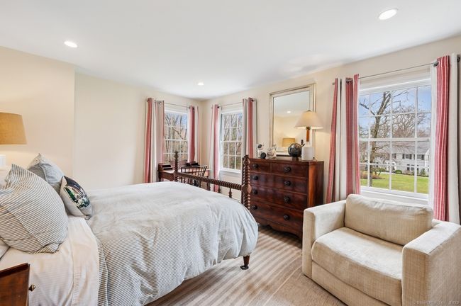 6 Pilgrim Rd, House other with 5 bedrooms, 4 bathrooms and null parking in Darien CT | Image 14