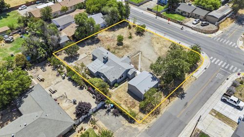 1631 7th Ave, Olivehurst, CA, 95961-4134 | Card Image