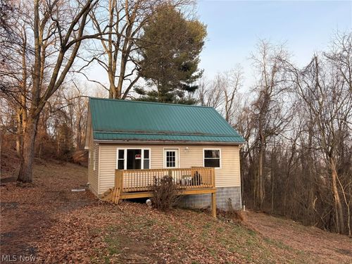 1213 Rabbit Hill Rd, Wellsburg, WV, 26070-2373 | Card Image