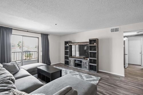 103-5985 Dandridge Ln, San Diego, CA, 92115-6547 | Card Image