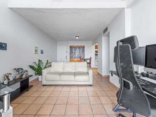 502-310 Fontainebleau Blvd, Miami, FL, 33172-5725 | Card Image