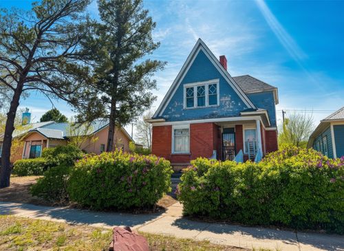 921 8th Street, Las Vegas, NM, 87701 | Card Image