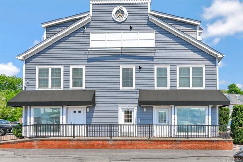 100 Mariners Way, Port Jefferson, NY, 11777-1848 | Card Image
