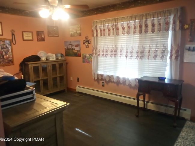 Family Room | Image 13