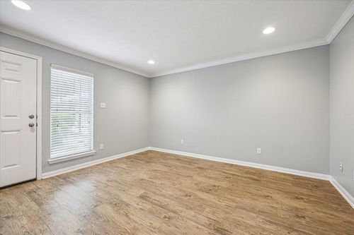 29-835 Heights Blvd, Houston, TX, 77007-1555 | Card Image
