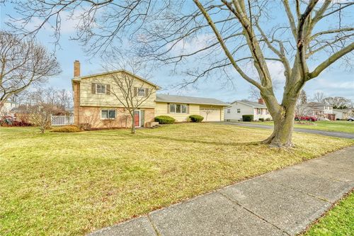 334 Kartes Dr, Greece, NY, 14616-2127 | Card Image