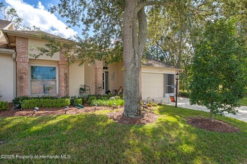 2102 Springmeadow Dr, Spring Hill, FL, 34606-3766 | Card Image