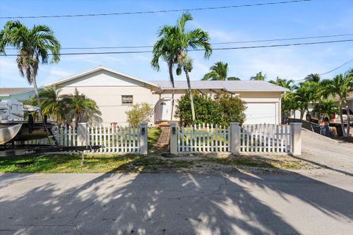 66 Colson Dr, Cudjoe Key, FL, 33042-4053 | Card Image