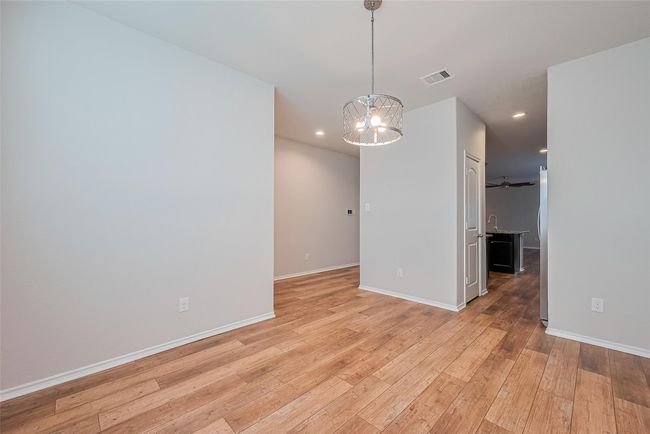 Dining Area | Image 11