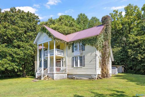 3818 County Road 4, Hollytree, AL, 35751-5420 | Card Image