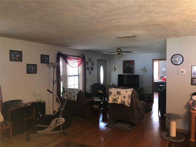136 S Commercial St, House other with 3 bedrooms, 2 bathrooms and null parking in COLEMAN FL | Image 7