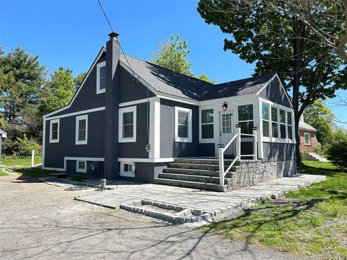 346 Meadow Ave, Newburgh, NY, 12550-3043 | Card Image