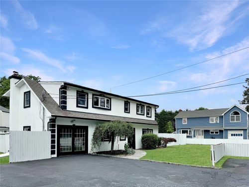 56 Field Ave, Hicksville, NY, 11801-5300 | Card Image