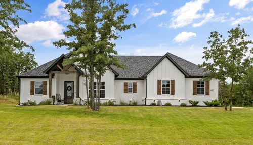 9041 Valley Oak Ct, Springtown, TX, 76082-2671 | Card Image