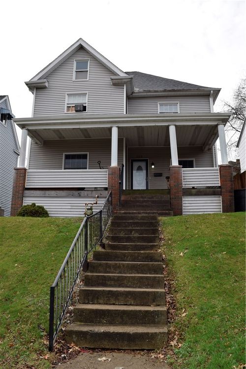 220 Mckee Ave, Monessen, PA, 15062-1231 | Card Image