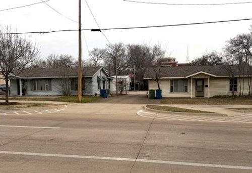 331 E Main St, Lewisville, TX, 75057-4045 | Card Image