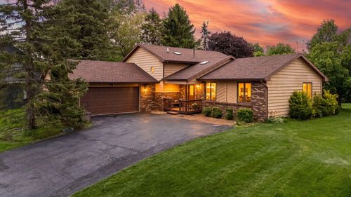 502 Fordwick Ln, Valparaiso, IN, 46383-1441 | Card Image